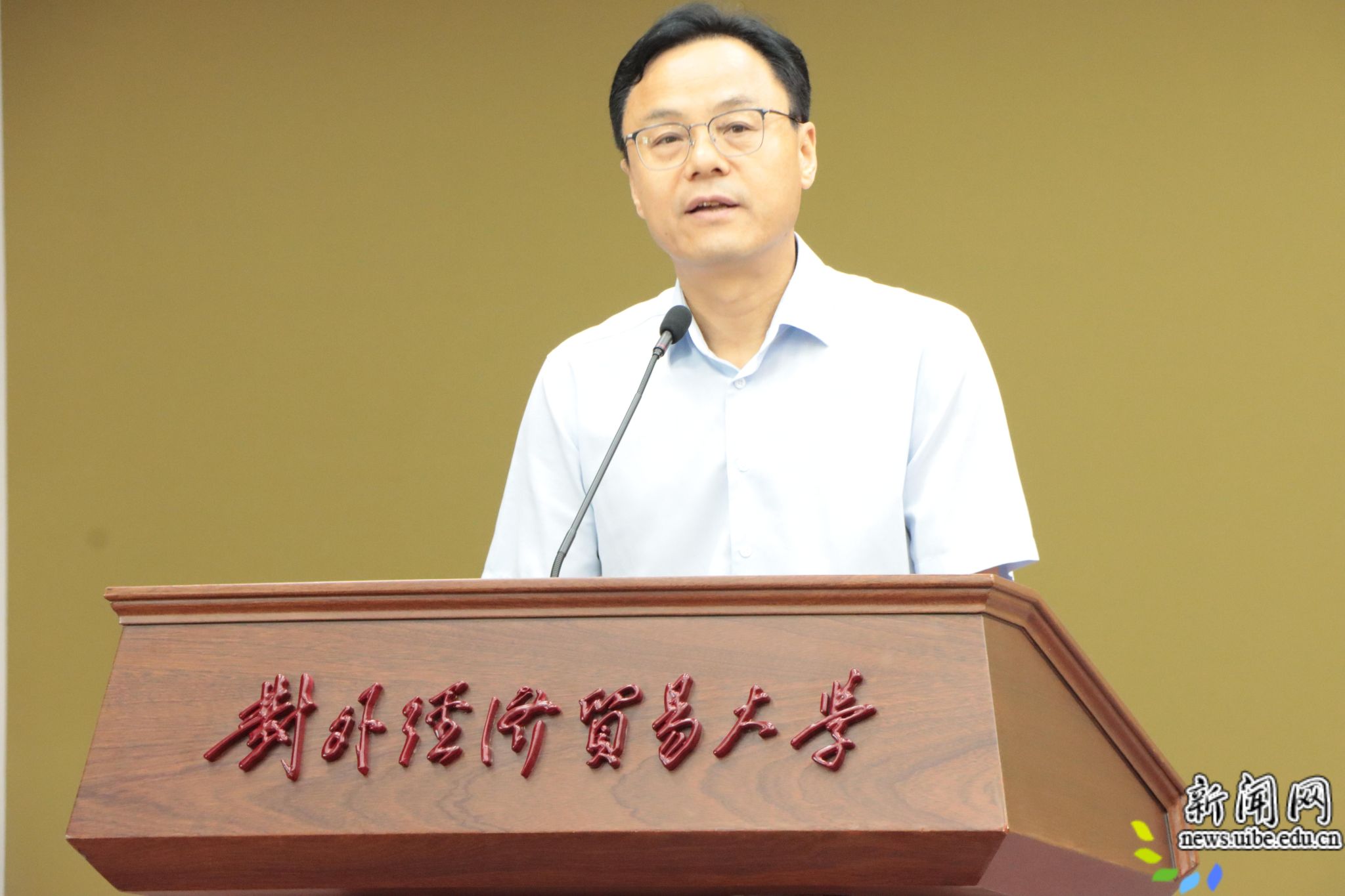 张小锋.jpg