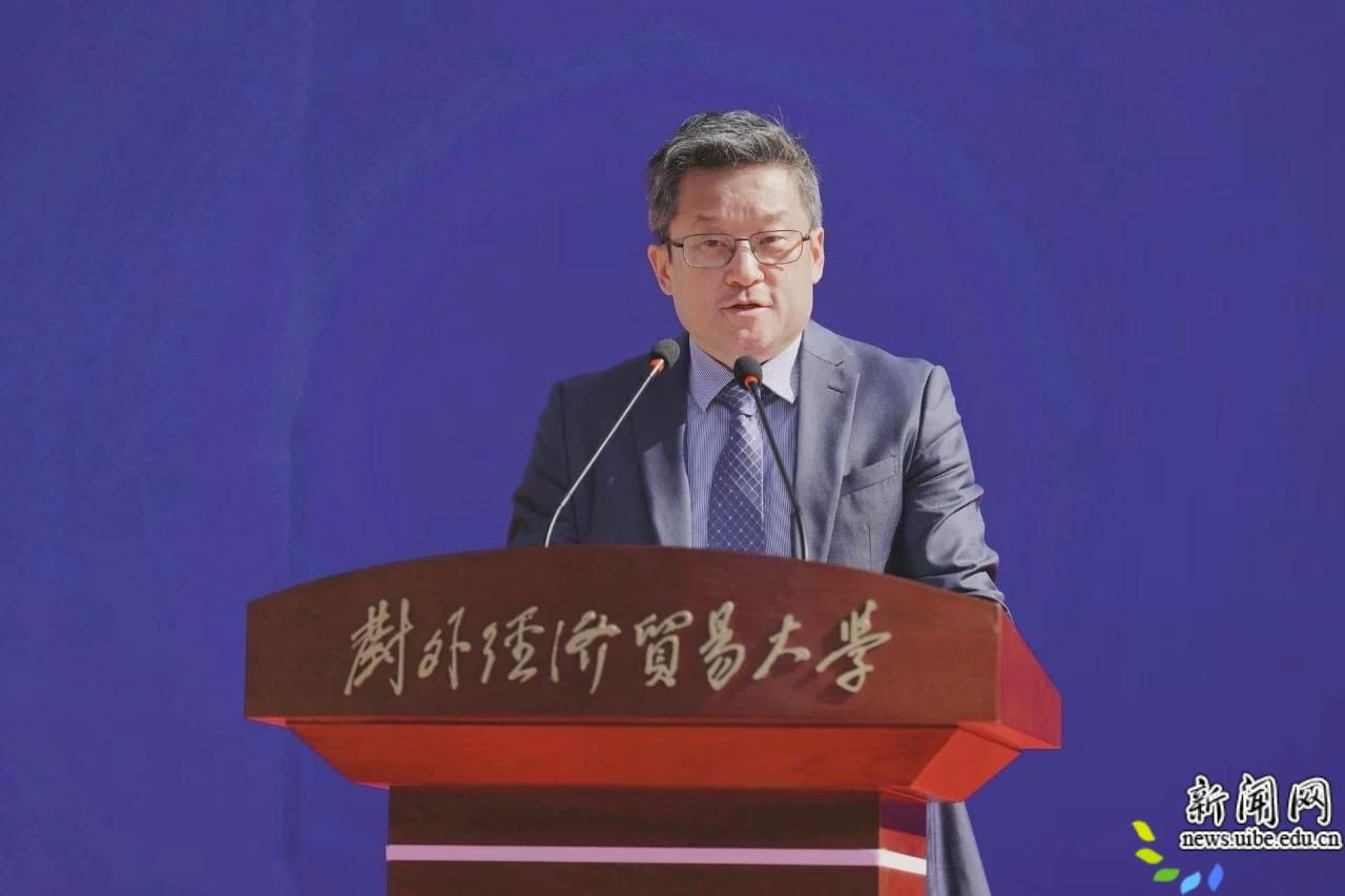 校友.jpg