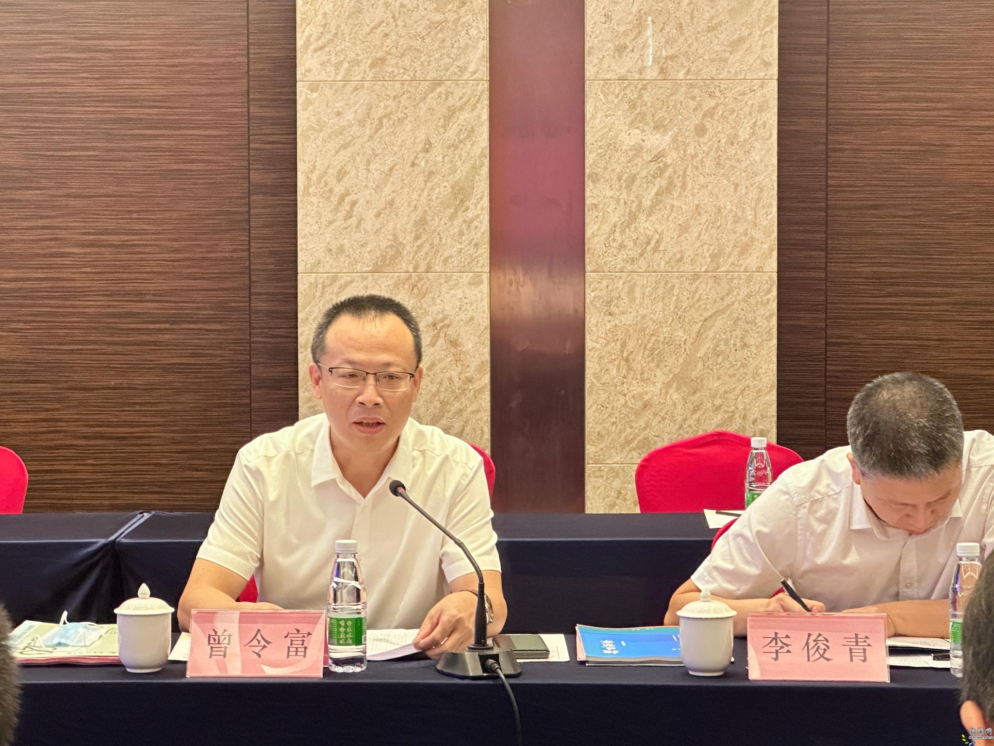 海南省考试局副局长曾令富 海南省考试局副局长曾令富