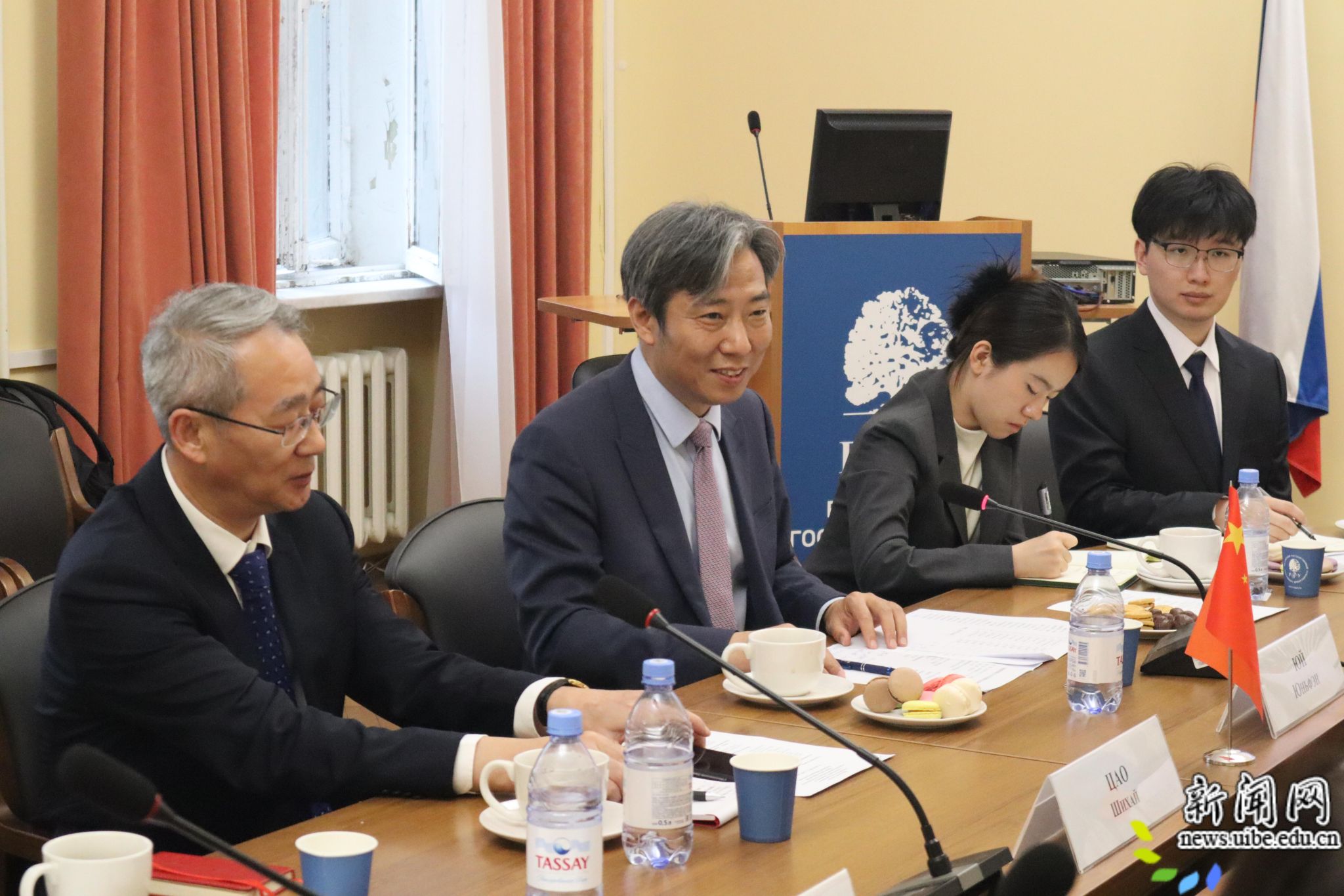 郁主任发言.JPG