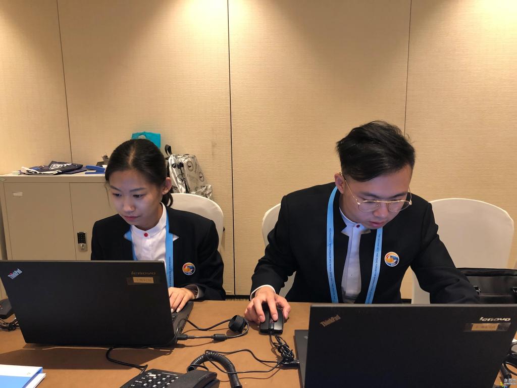 自豪:参与和付出 自豪:参与和付出